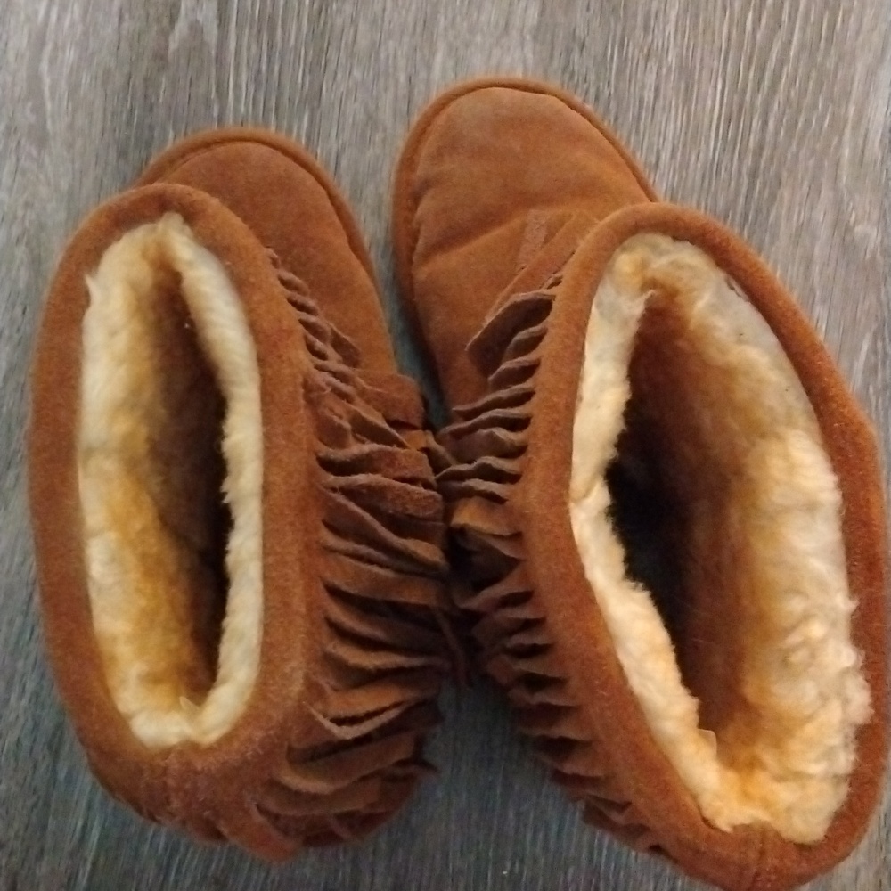 MINNETONKA- Fringe Saude Boots Size 8 - Picture 5 of 6